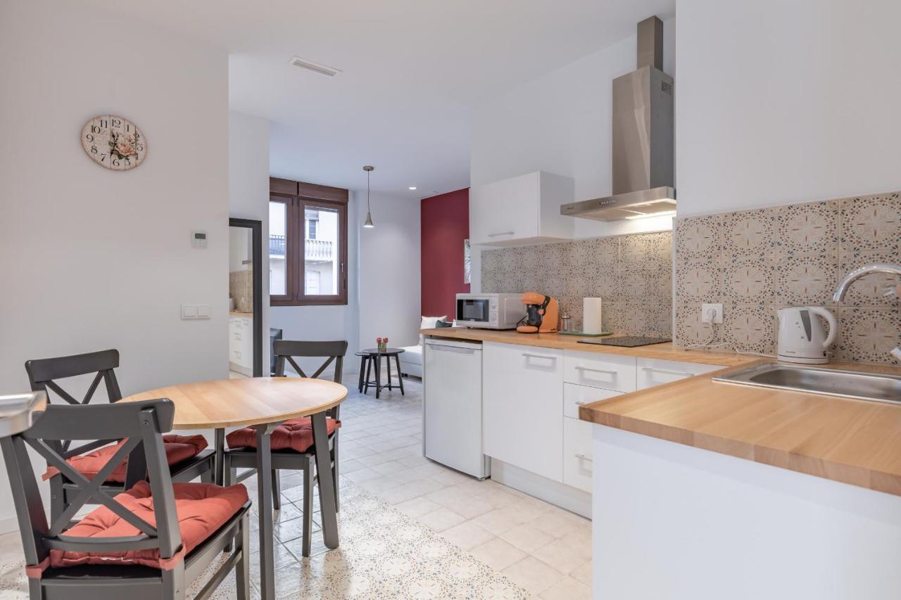 Modern Apartment Close To City Centre Valencia Exterior foto