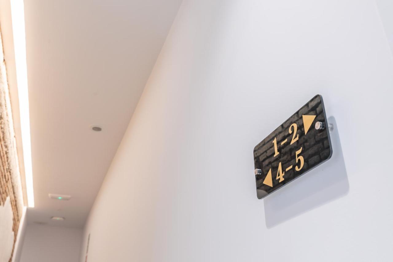 Modern Apartment Close To City Centre Valencia Exterior foto
