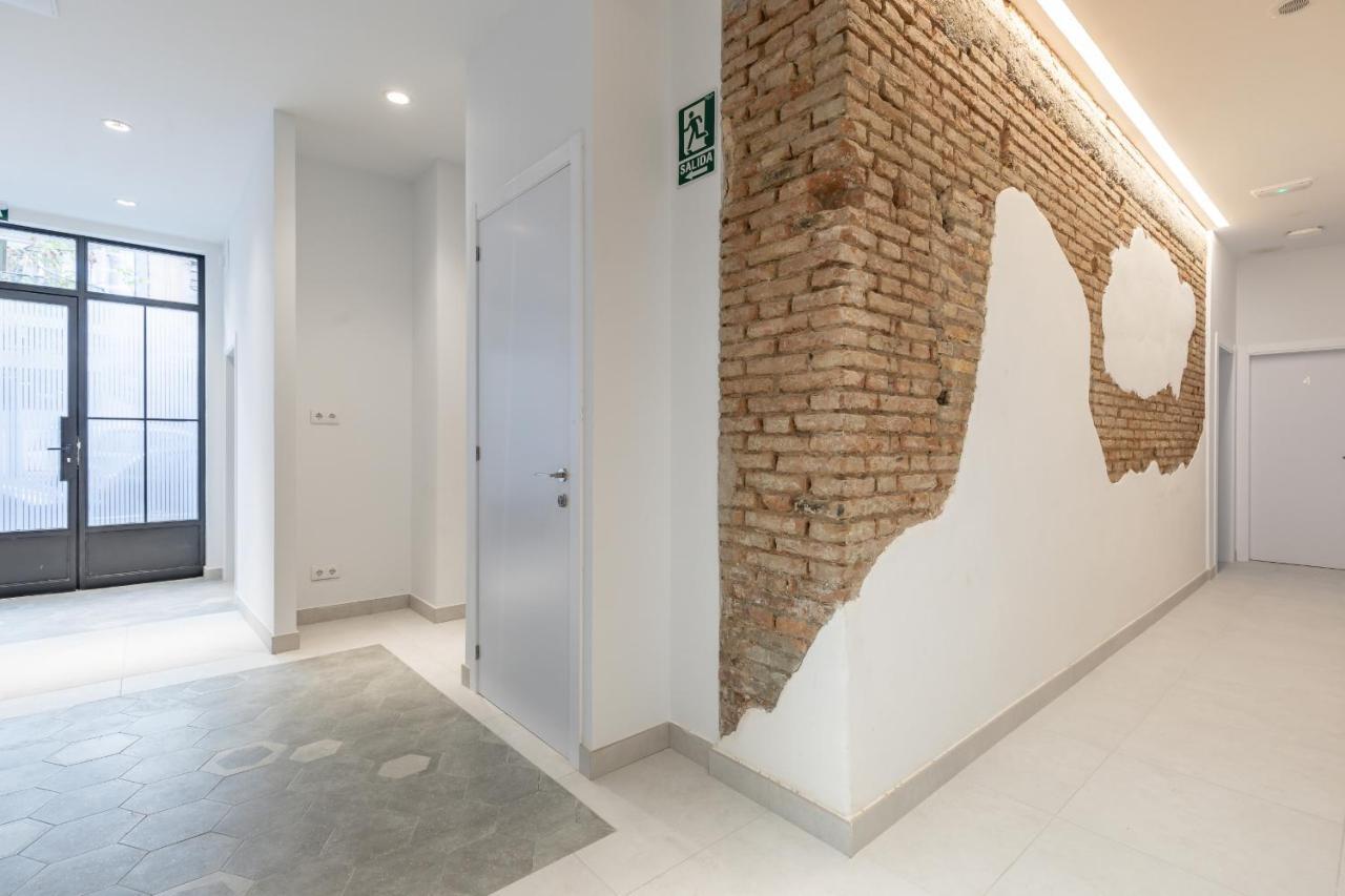 Modern Apartment Close To City Centre Valencia Exterior foto